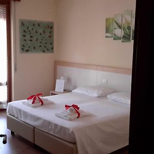 Deluxe  Private Bathroom Double Room
